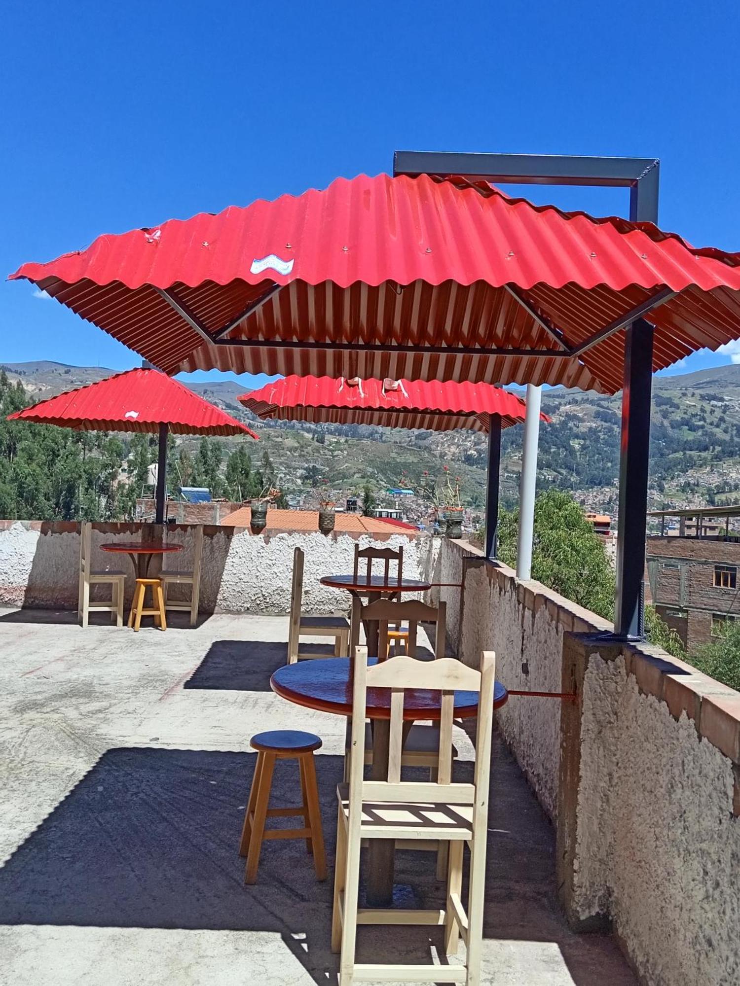 Amazing Huaraz Bed & Breakfast Exterior photo